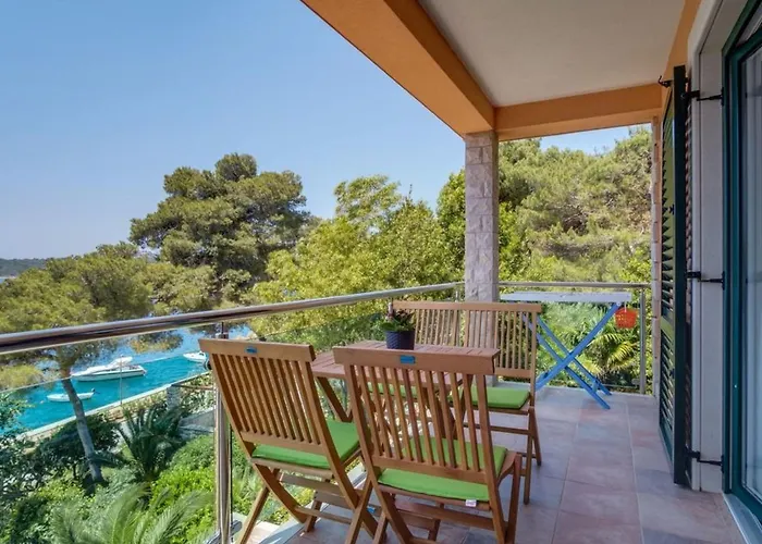 Apartment Magnolia - Lavanda By Interhome Mali Lošinj