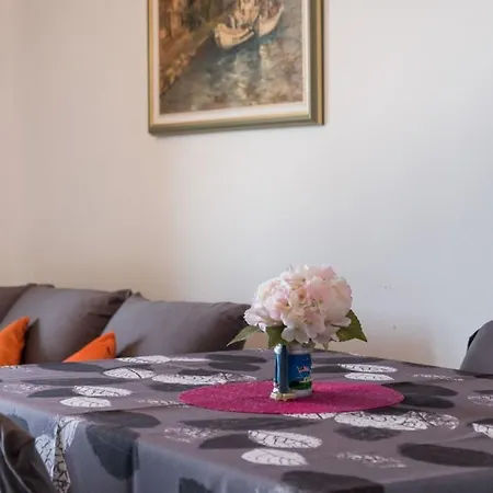 Magnolia - Lavanda By Interhome Mali Lošinj