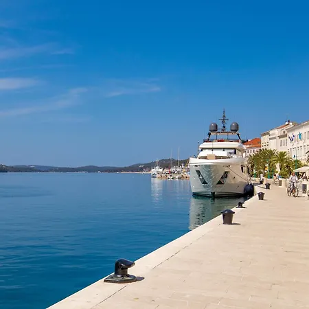 Daire Magnolia - Lavanda By Interhome Mali Lošinj